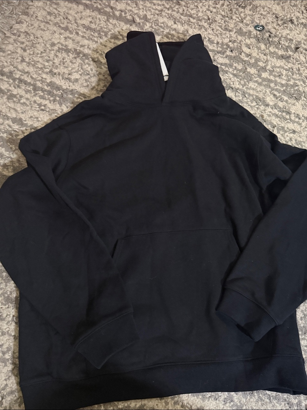 ALO Yoga Men's Black Crewneck Pullover